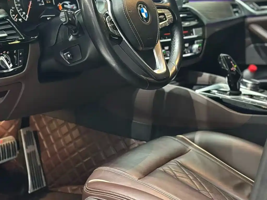 BMW 5 Series 2019 530Li Exclusive Luxury Package купить на сайте DeffCars