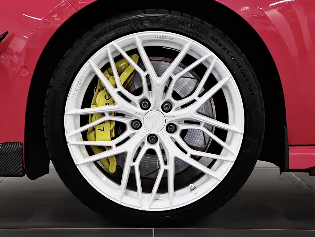 Lynk & Co 03 2025 model 03+ 2.0TD automatic performance advanced version купить на сайте DeffCars