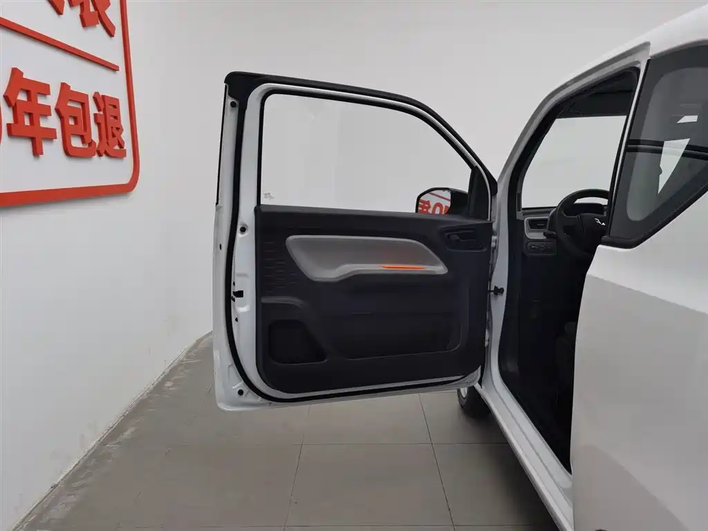 Hongguang MINIEV 2022 Freestyle Lithium Iron Phosphate купить на сайте DeffCars