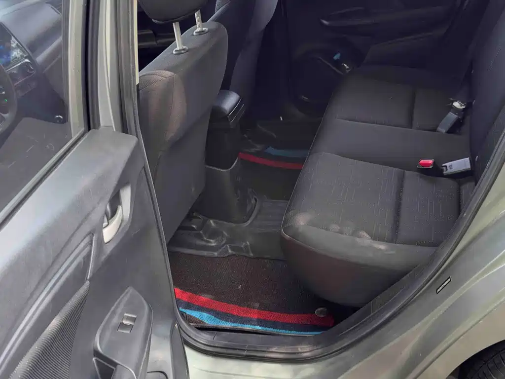 Fit 2016 1.5L LX manual comfort model купить на сайте DeffCars