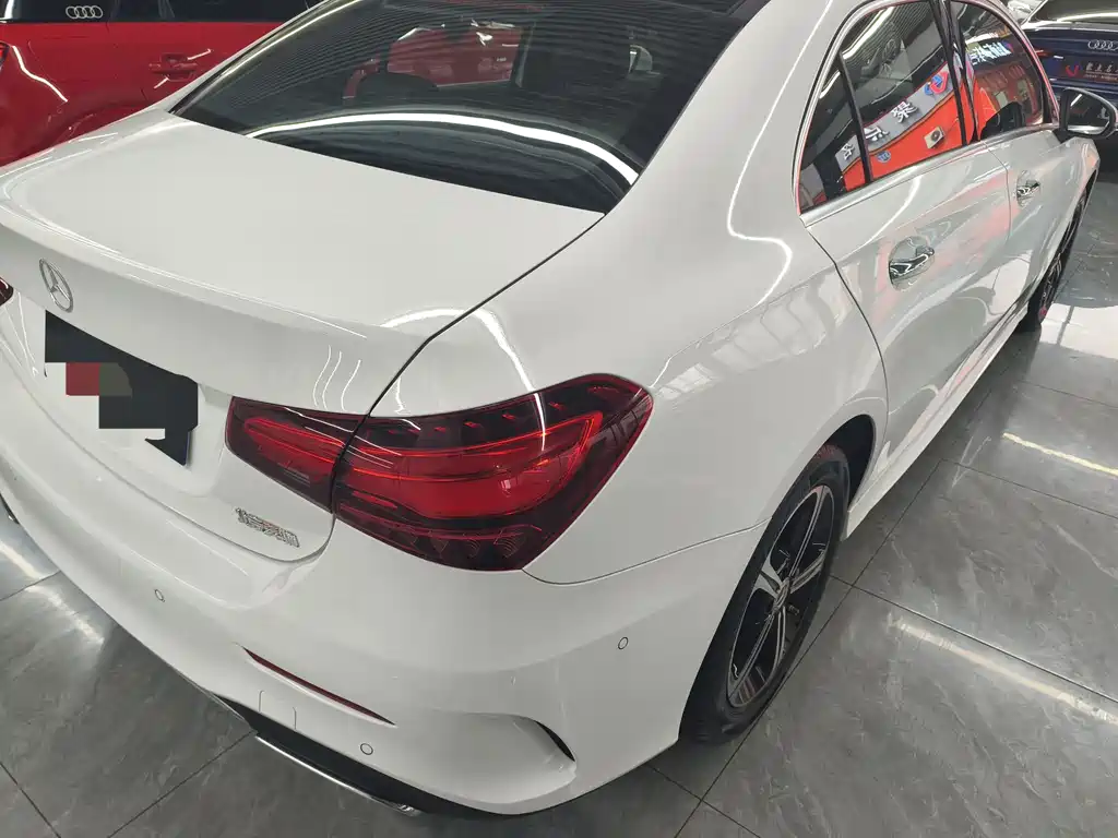 Mercedes-Benz A-Class 2024 A 200 L Dynamic купить на сайте DeffCars