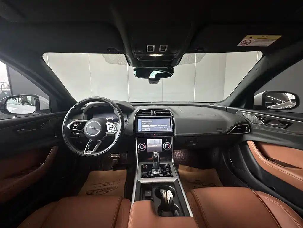 Jaguar XEL 2023 2.0T 250PS R-DYNAMIC S Advanced Sports Edition купить на сайте DeffCars