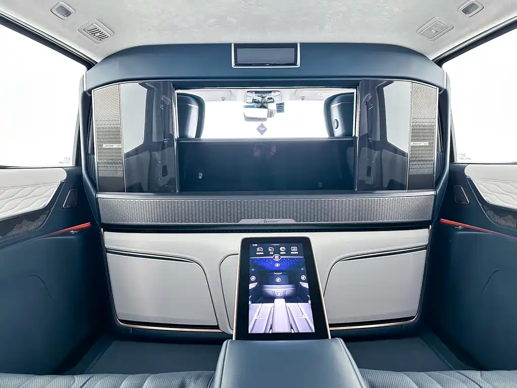 Century 2023 2.0T four-seater private version купить на сайте DeffCars