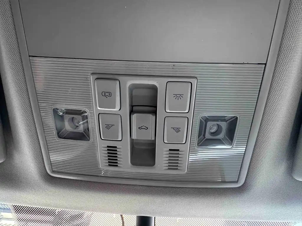 Superb 2023 facelift TSI280 DSG exclusive version купить на сайте DeffCars