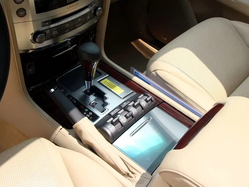Lexus LX 2012 Model 570 купить на сайте DeffCars