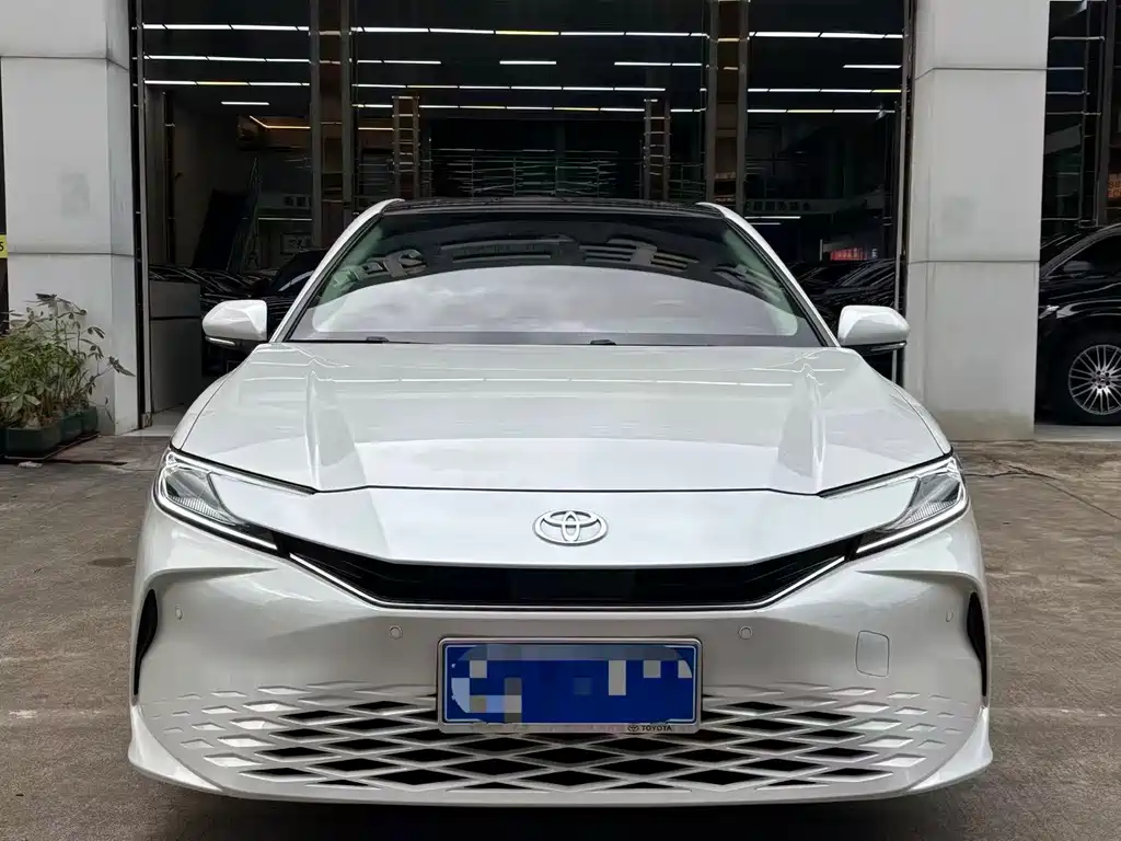 Camry 2024 Shuangqing 2.5HG Premium Edition купить на сайте DeffCars