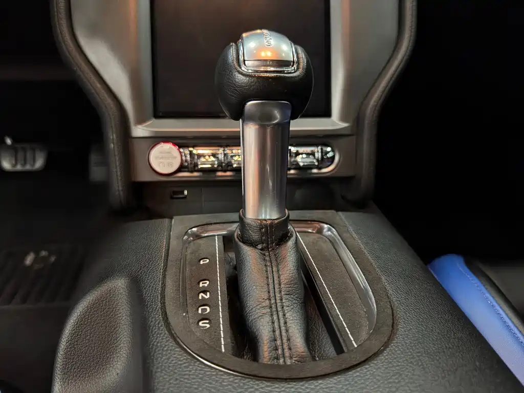 Mustang 2019 2.3L EcoBoost купить на сайте DeffCars
