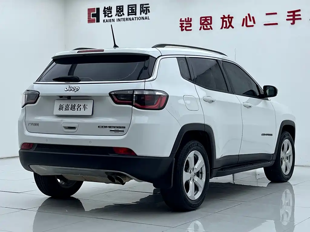 Compass 2017 200T Automatic Joy Edition купить на сайте DeffCars