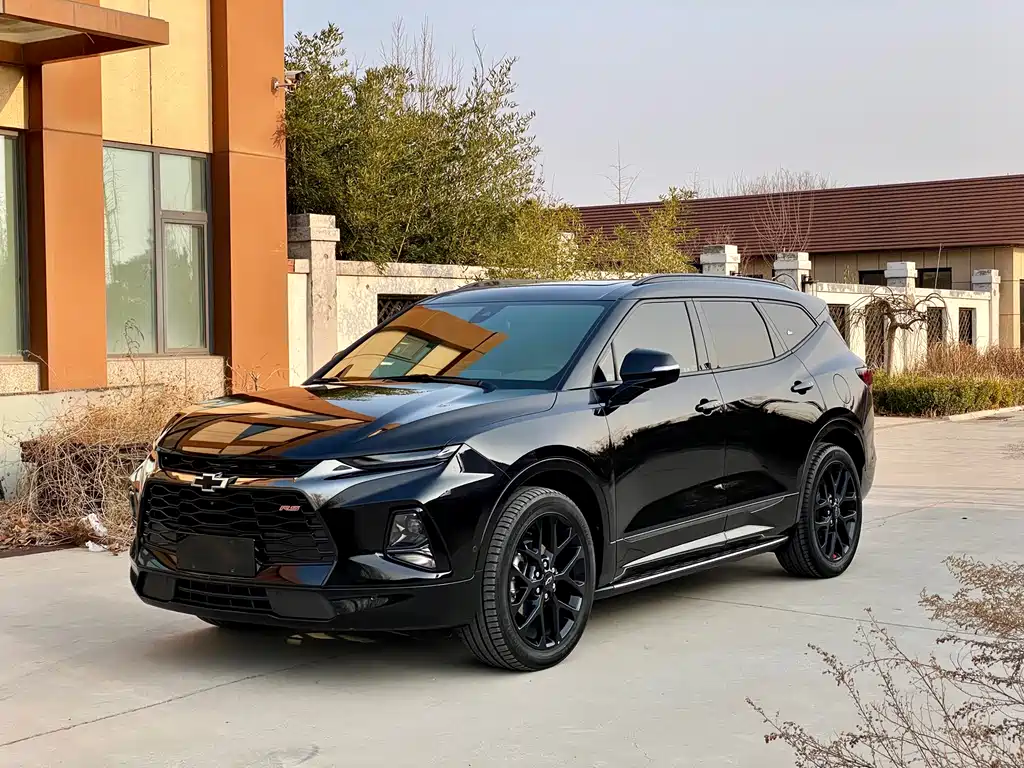 Trailblazer 2022 mild hybrid 650T RS Twin-Clutch four-wheel drive 7-seat engine version купить на сайте DeffCars