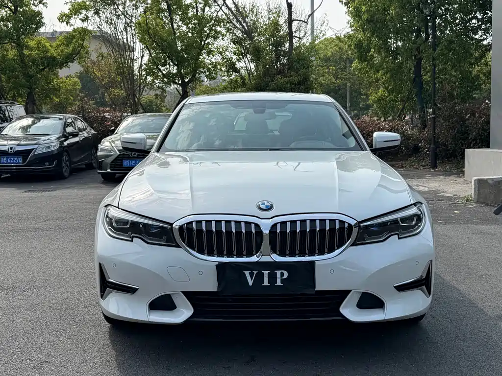 BMW 3 Series 2020 325Li Launch Edition купить на сайте DeffCars