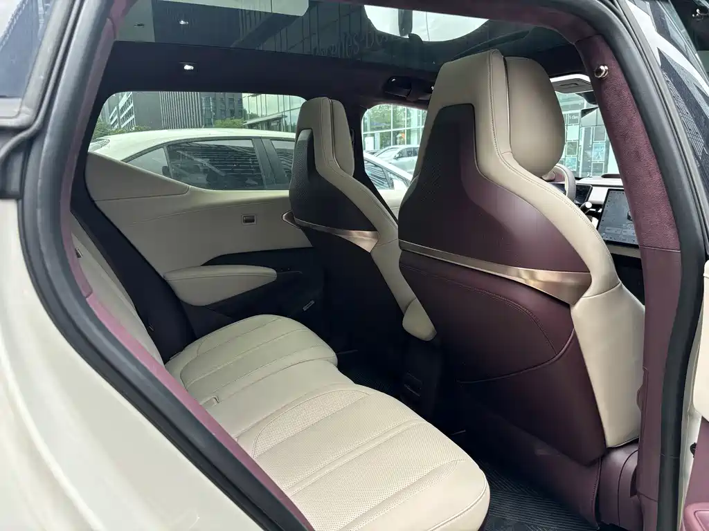 Ji Krypton X 2025 four-seater rear exorcism cube version купить на сайте DeffCars