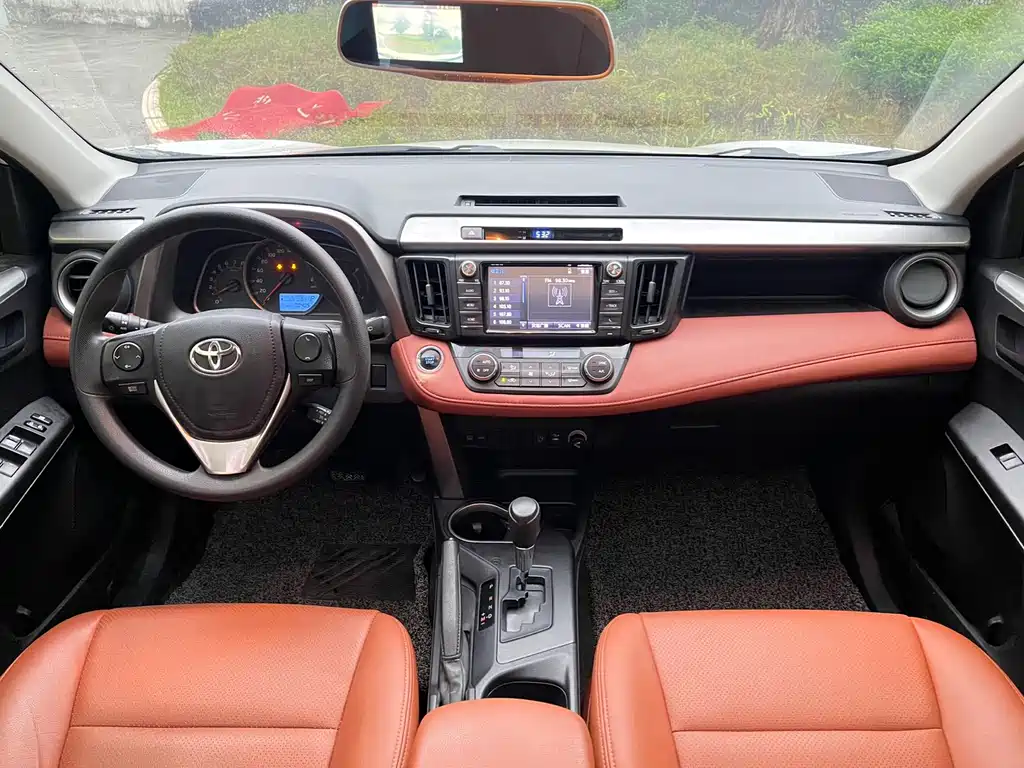 RAV4 Rongfang 2016 2.0L CVT two-wheel drive fashion version National V купить на сайте DeffCars