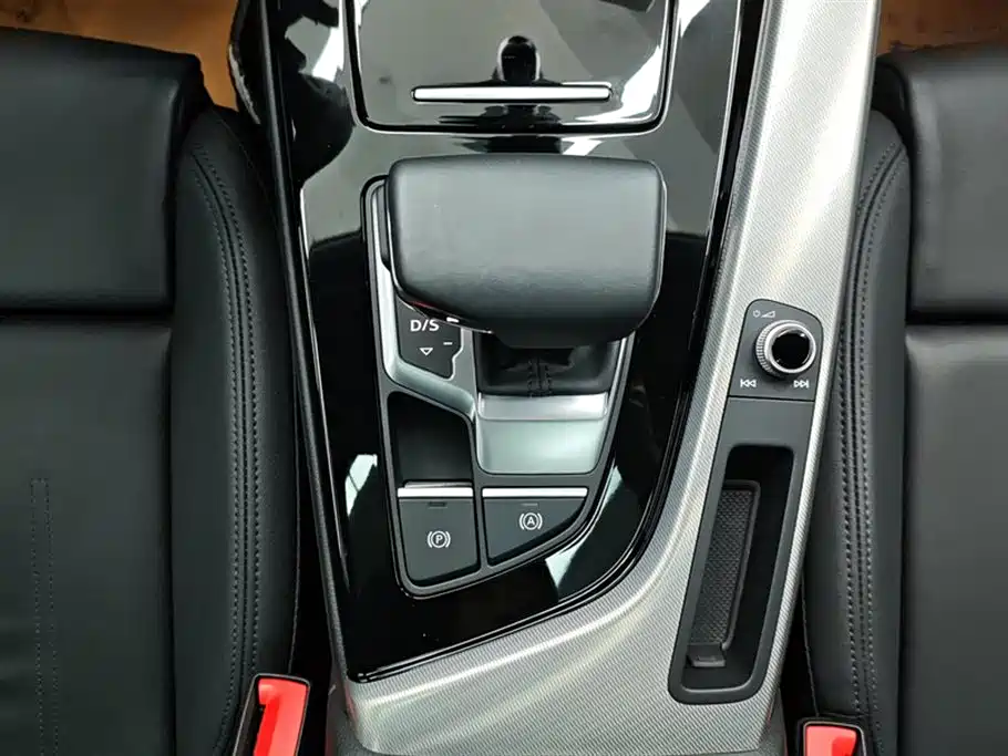 Audi A5 imported 2024 Sportback 40 TFSI fashionable and dynamic купить на сайте DeffCars