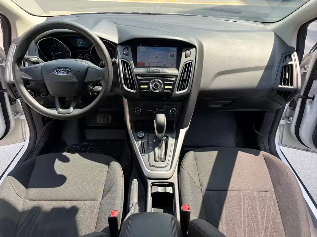 Focus 2018 hatchback classic 1.6L automatic comfort smart mobility version купить на сайте DeffCars