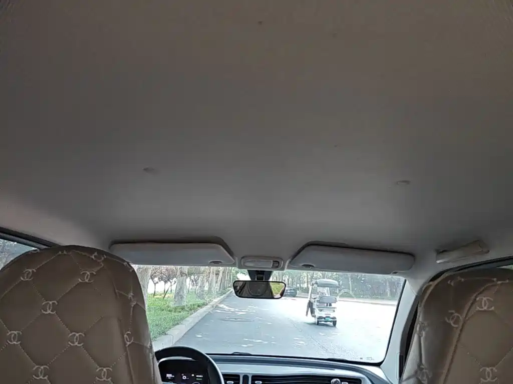 Hongguang MINIEV 2022 Macaron Fashion Lithium Iron Phosphate купить на сайте DeffCars