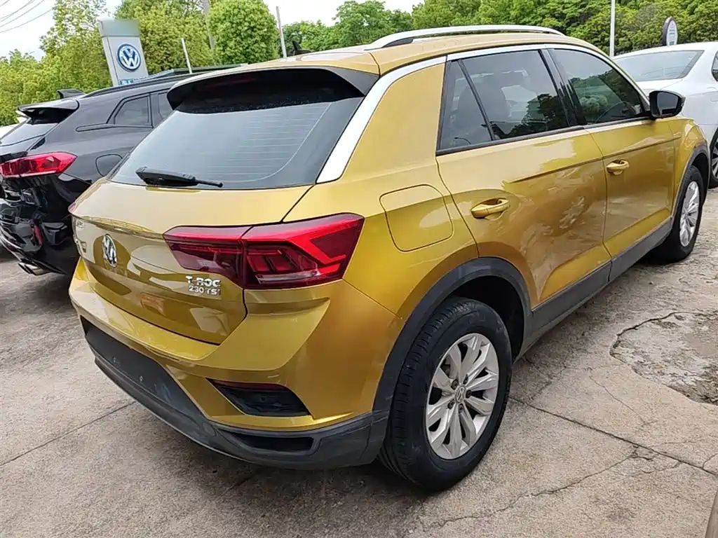 T-ROC 2018 model 230TSI DSG two-wheel drive fashion model National V купить на сайте DeffCars