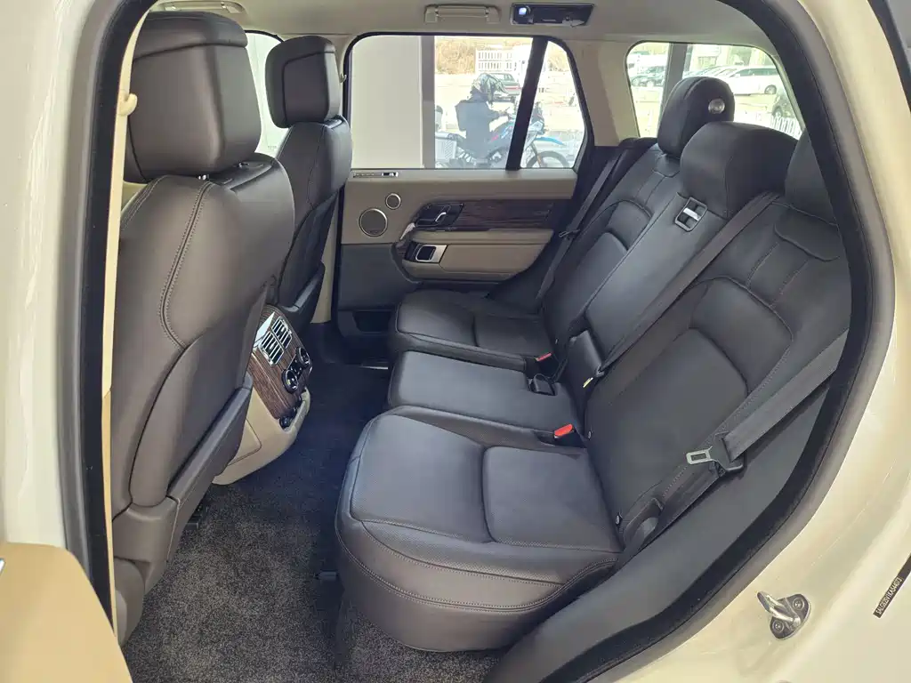 Range Rover 2019 3.0 SCV6 Legend Edition купить на сайте DeffCars