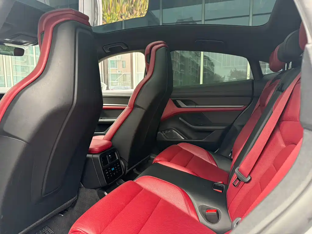Taycan 2019 Taycan Turbo S купить на сайте DeffCars