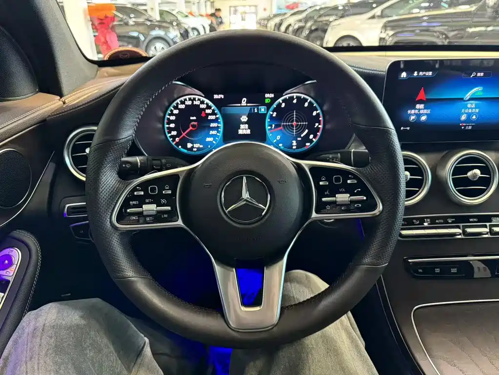 Mercedes-Benz GLC 2020 facelift GLC 260 L 4MATIC luxury model купить на сайте DeffCars