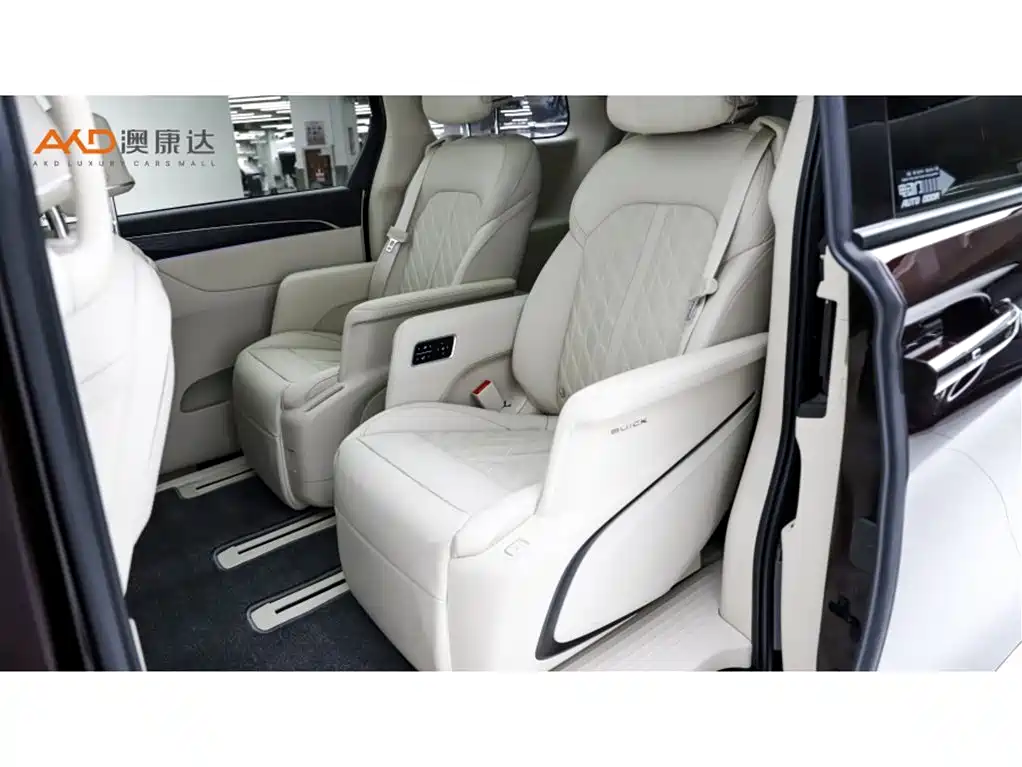 Buick GL8/2.0T/22 models/Avenir seven-seater gift version купить на сайте DeffCars
