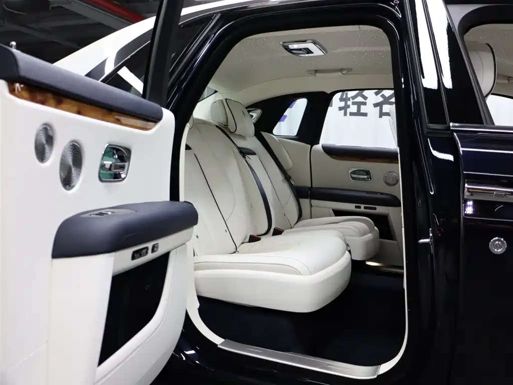 Ghost 2021 6.7T standard wheelbase version купить на сайте DeffCars