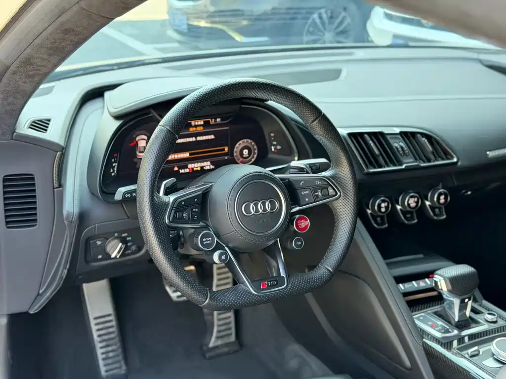 Audi R8 2022 V10 Coupe performance купить на сайте DeffCars