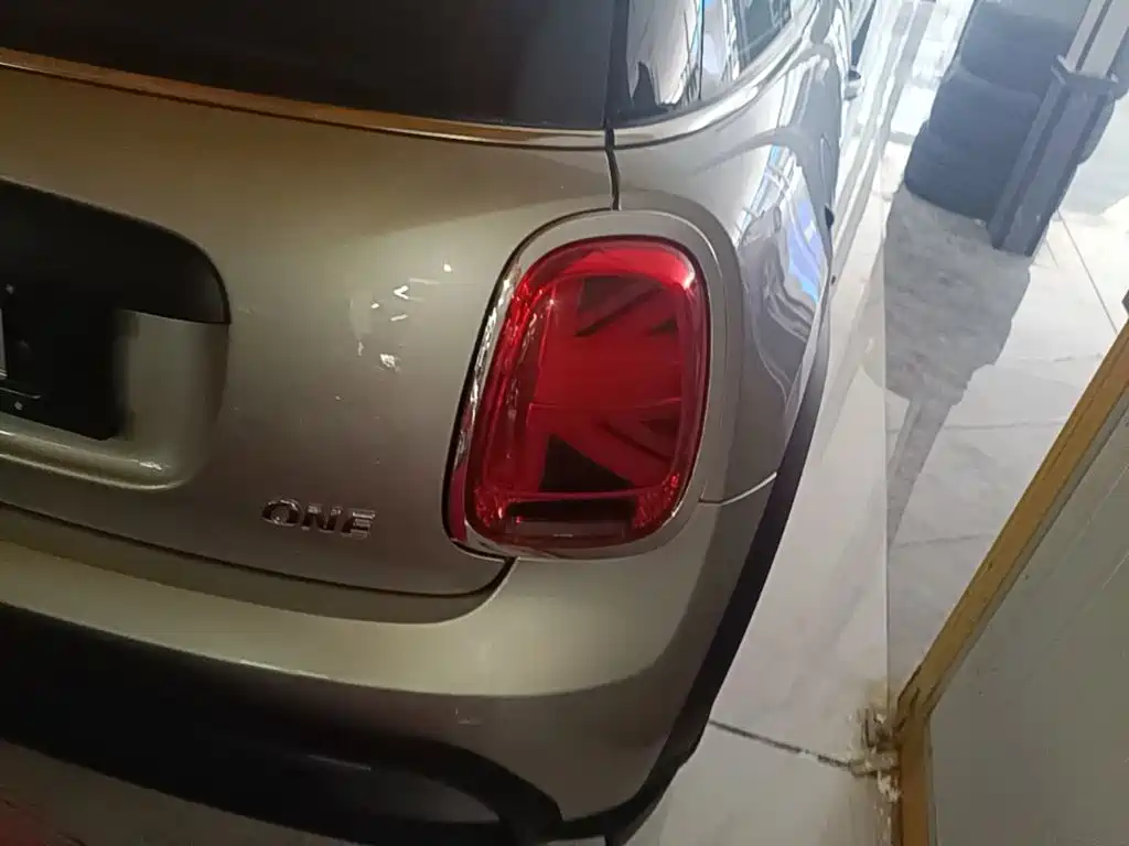 MINI 2023 1.5T ONE купить на сайте DeffCars