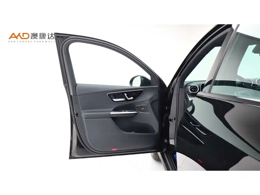 Mercedes-Benz GLC260L/2.0T/24 models/4MATIC dynamic 5-seater купить на сайте DeffCars