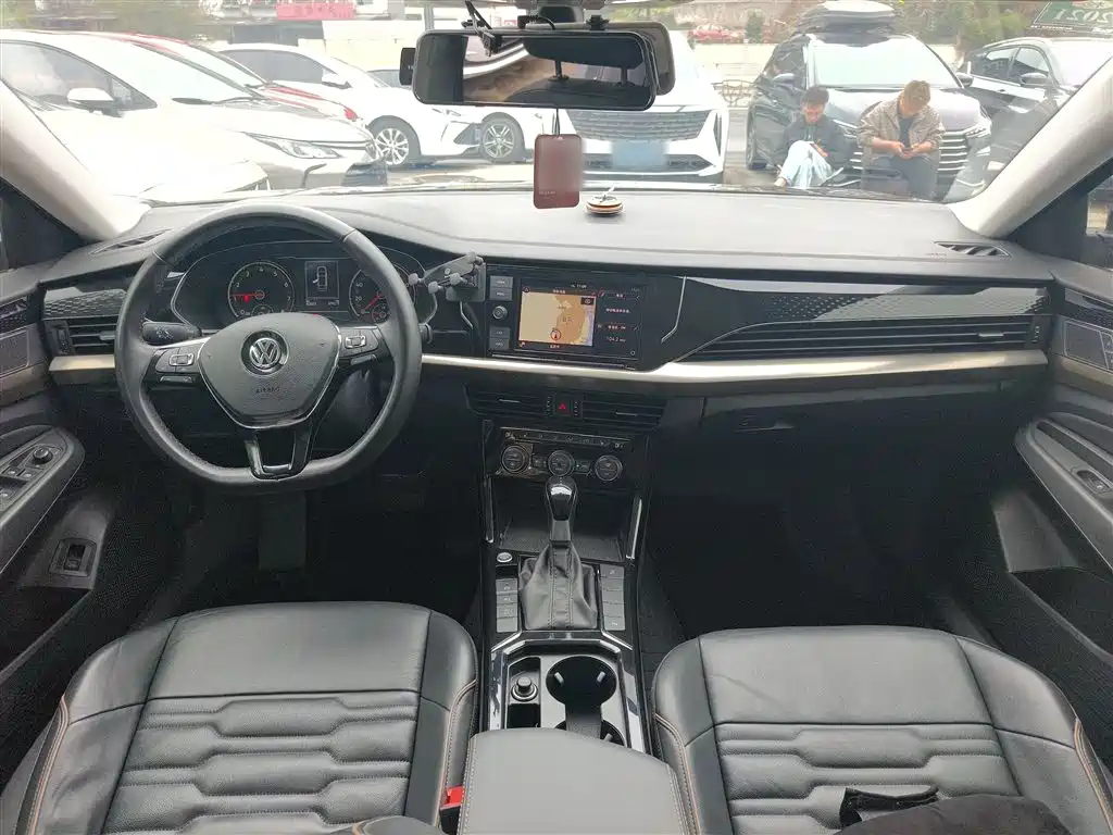Passat 2019 330TSI Elite Edition National VI купить на сайте DeffCars