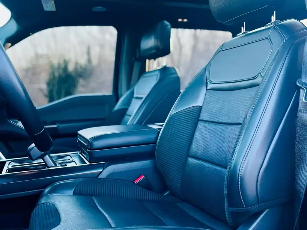 Ford F-150 Raptor 2023 3.5T Raptor купить на сайте DeffCars