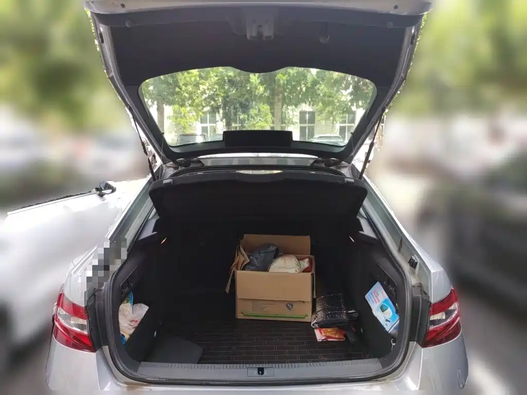 Superb 2018 TSI330 DSG Comfort Edition National V купить на сайте DeffCars
