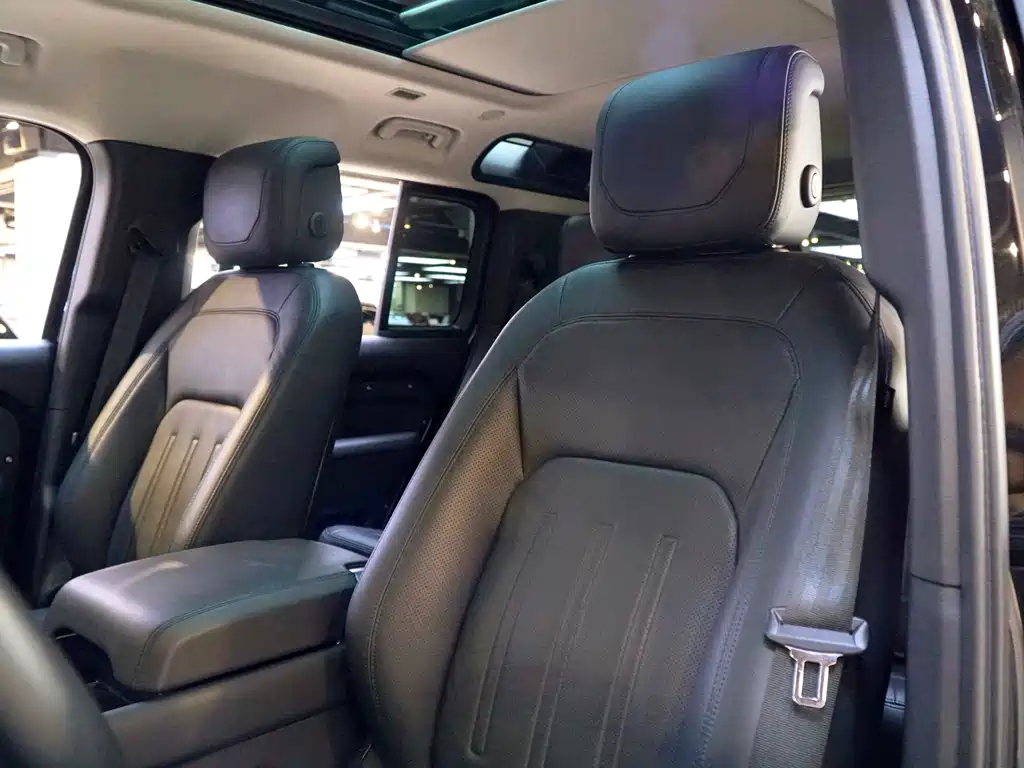 Land Rover Defender 2021 110 P400 X-DYNAMIC HSE купить на сайте DeffCars