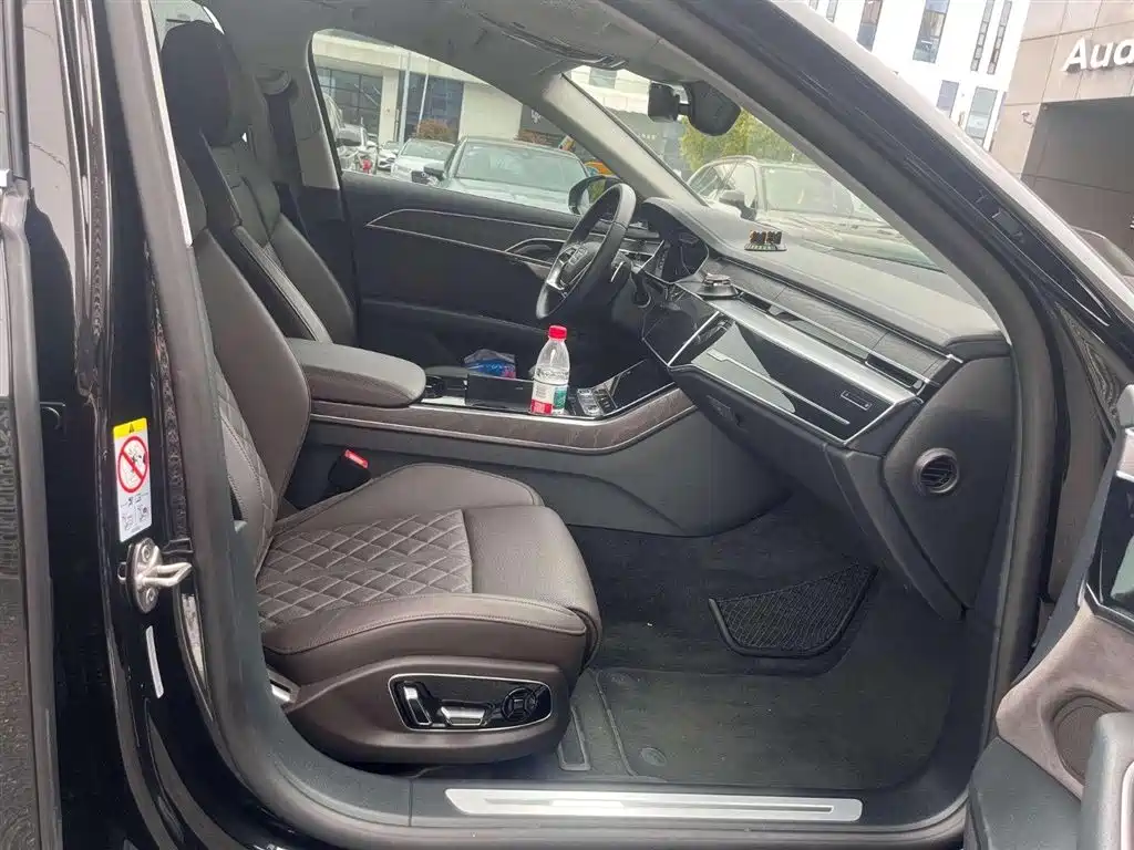 Audi A8 2021 A8L 50 TFSI quattro comfort type купить на сайте DeffCars