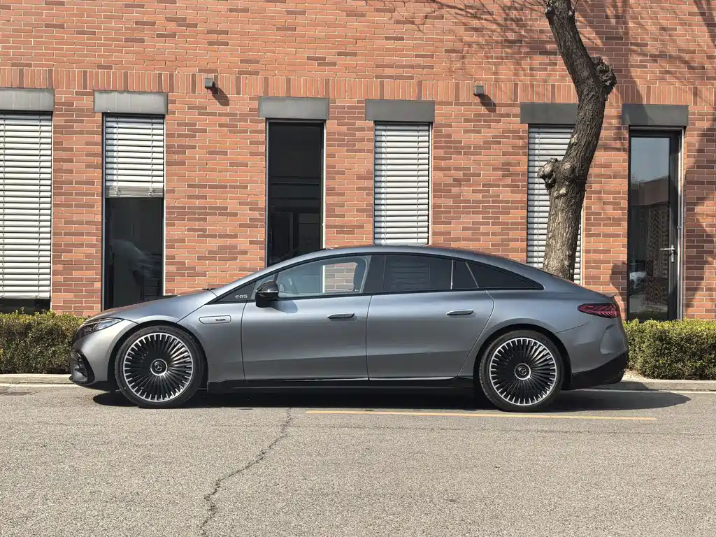 Mercedes-Benz EQS AMG 2022 AMG EQS 53 4MATIC+ купить на сайте DeffCars