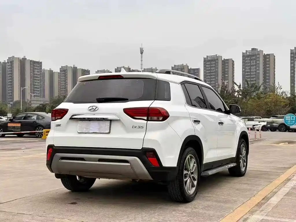 Beijing Hyundai ix35 2020 2.0L automatic two-wheel drive Zhiyong·Enjoy Edition купить на сайте DeffCars