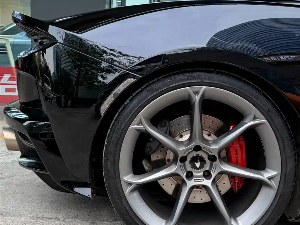 McLaren GT 2019 4.0T standard model купить на сайте DeffCars