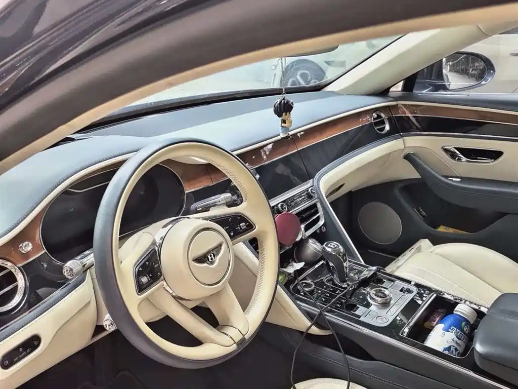 Flying Spur 2020 6.0T W12 Standard Edition купить на сайте DeffCars