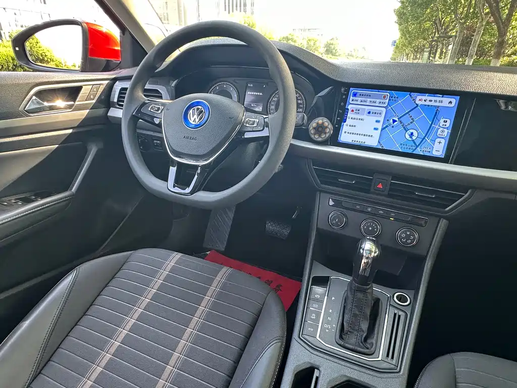 Lavida 2018 Hatchback 200TSI DSG Comfort Edition National V купить на сайте DeffCars