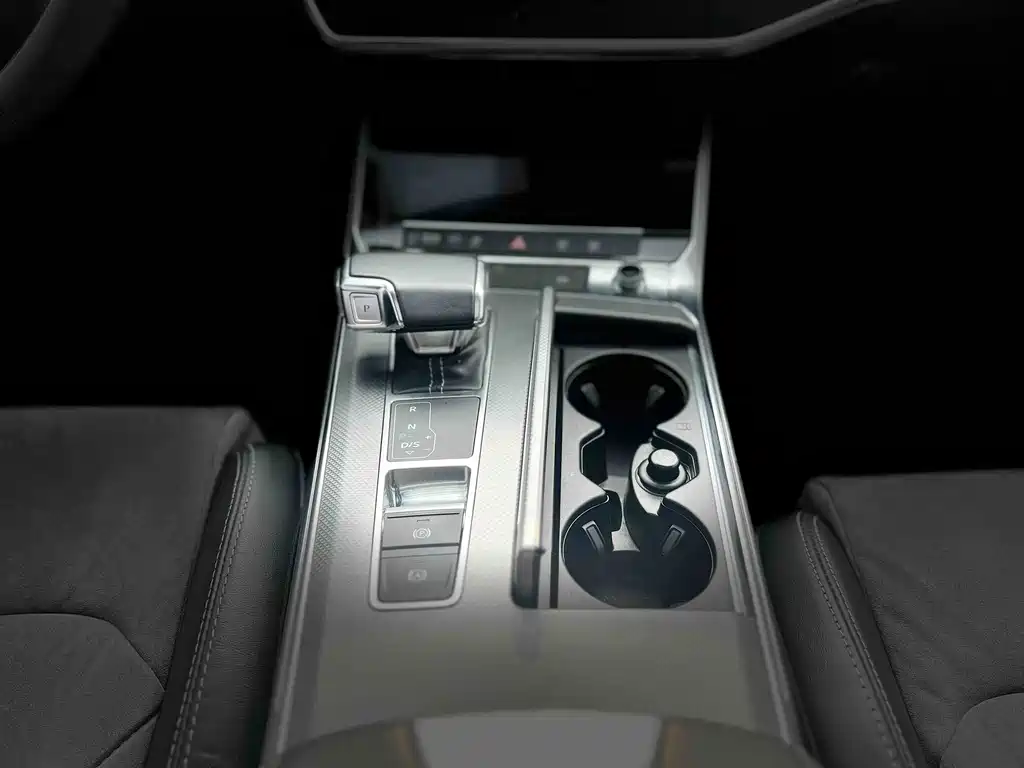 Audi A6L 2019 45 TFSI quattro premium dynamic model купить на сайте DeffCars