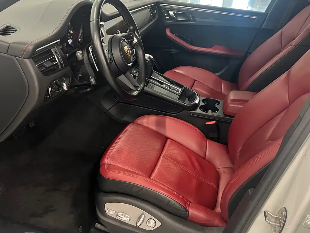Macan 2023 Macan 2.0T купить на сайте DeffCars
