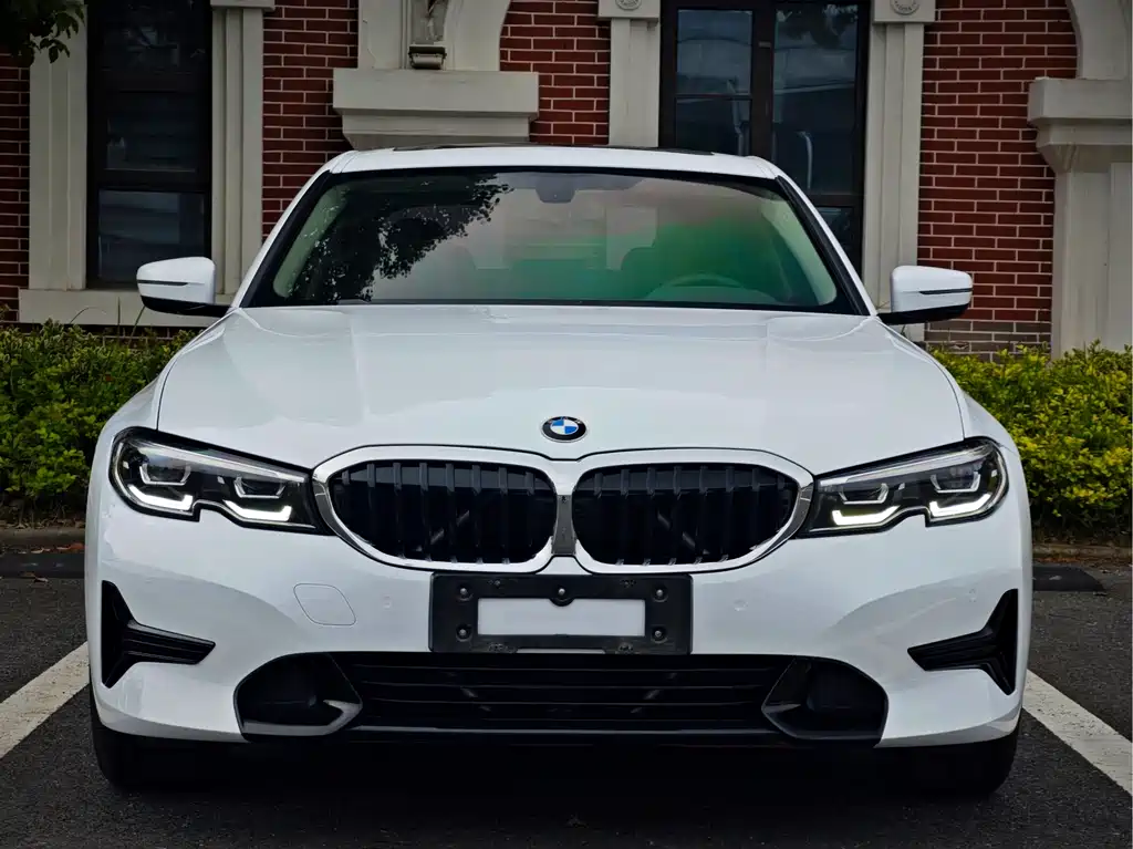 BMW 3 Series 2021 facelift 320i sports package купить на сайте DeffCars