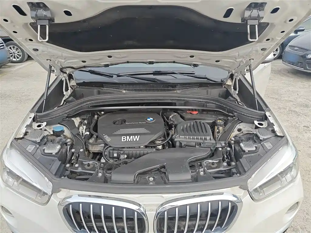 BMW X1 2019 sDrive18Li Exclusive Model купить на сайте DeffCars