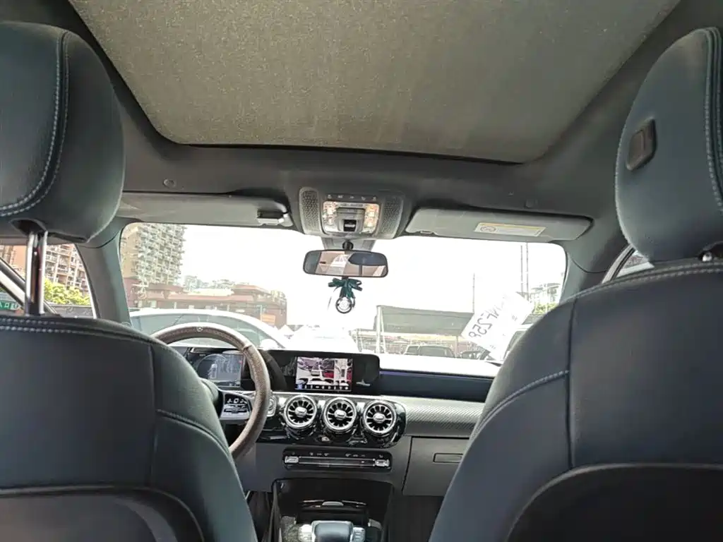 Mercedes-Benz A-Class 2022 A 180 L купить на сайте DeffCars