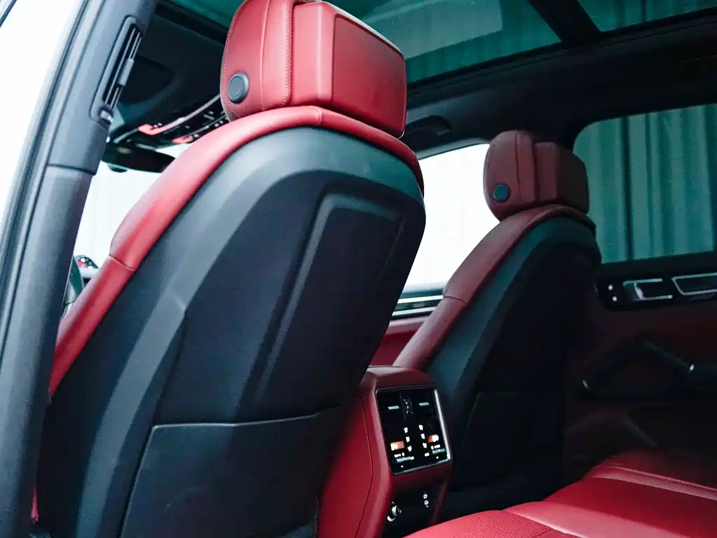 Cayenne 2023 Cayenne 3.0T Platinum Edition купить на сайте DeffCars