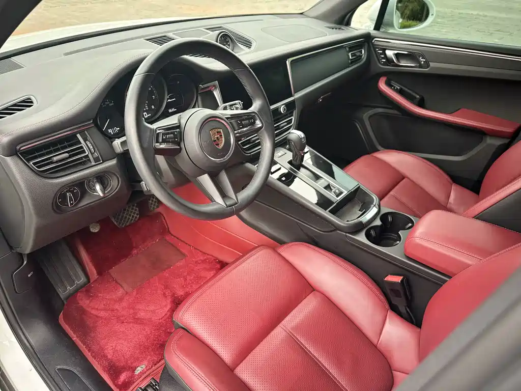 Macan 2022 Macan 2.0T купить на сайте DeffCars