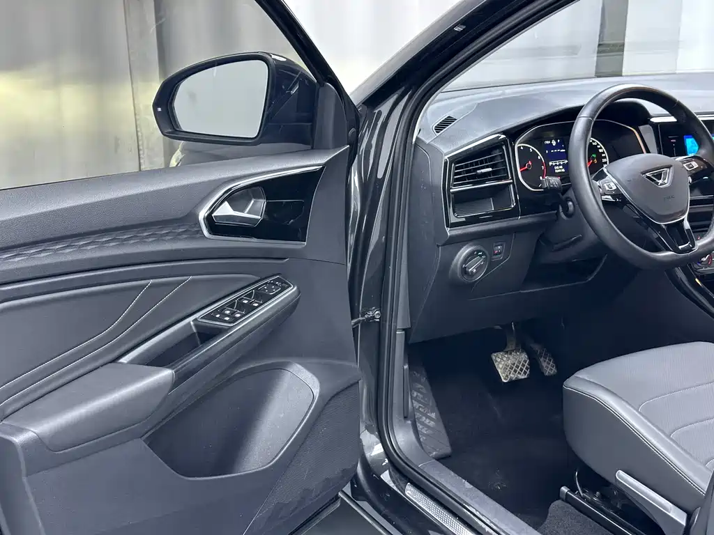 Jetta VS5 2022 280TSI automatic joy model купить на сайте DeffCars