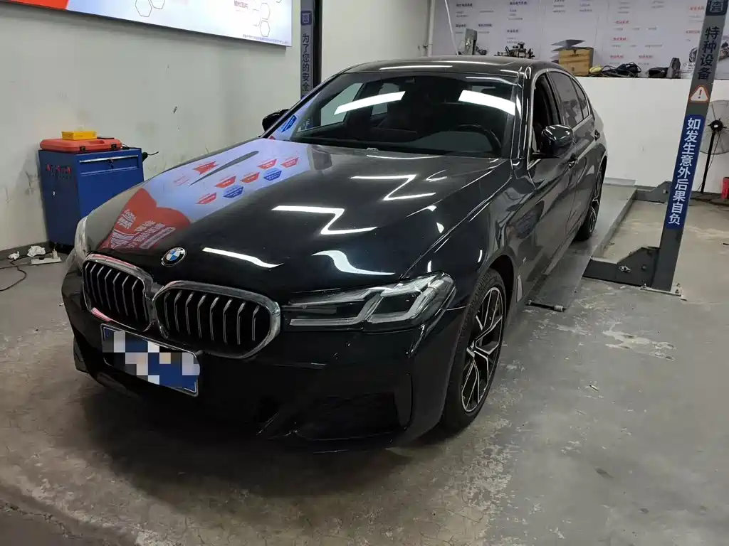 BMW 5 Series 2021 530Li Exclusive M Sports Package купить на сайте DeffCars