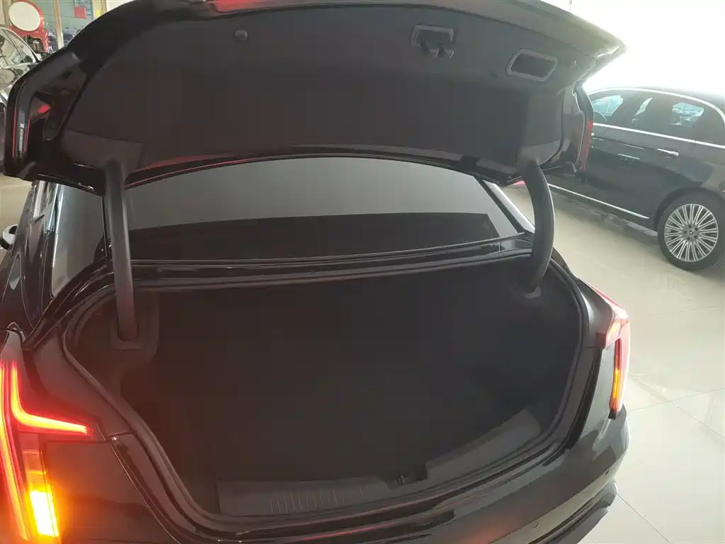 Cadillac CT5 2022 28T luxury model (standard version) купить на сайте DeffCars
