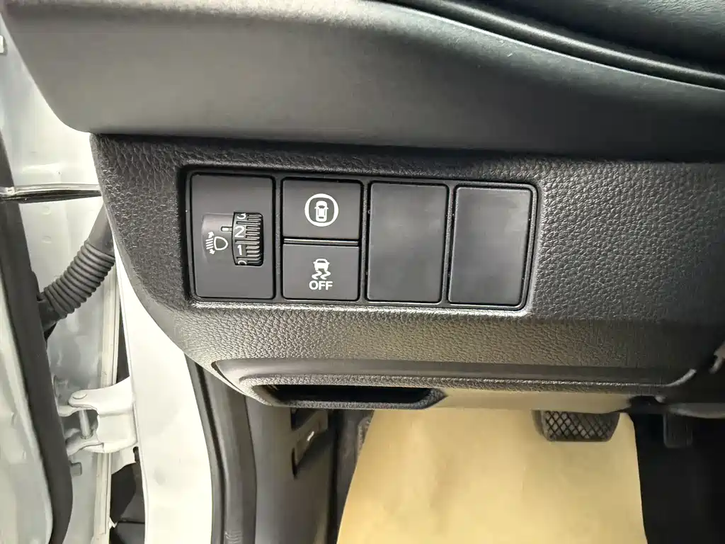 Binzhi 2023 1.5L CVT technology version купить на сайте DeffCars