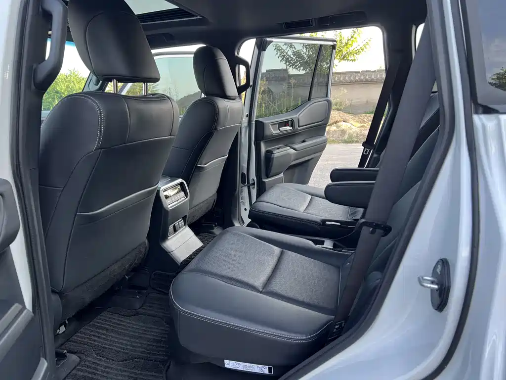 Prado 2024 2.4T all-round TX version 6 seats купить на сайте DeffCars
